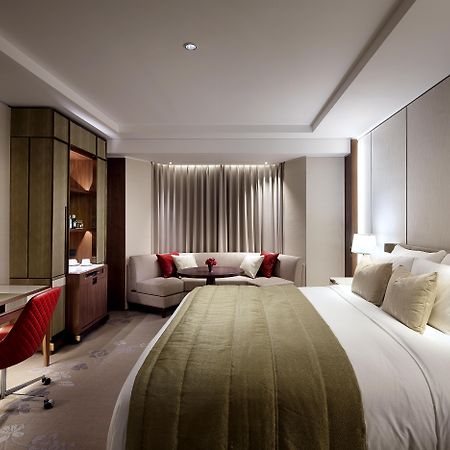 Lotte Hotel Seoul Executive Tower Esterno foto A typical room
