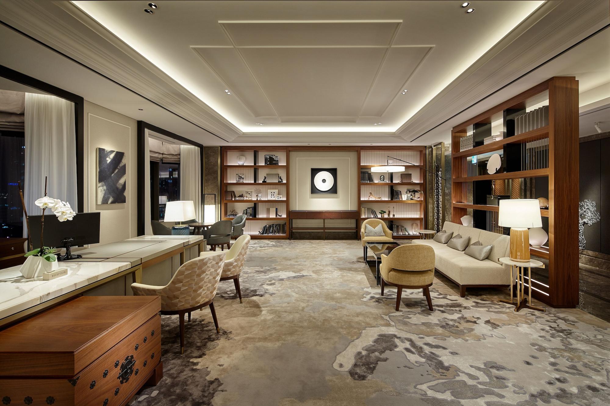 Lotte Hotel Seoul Executive Tower Esterno foto The Library at The Ritz-Carlton, Hong Kong